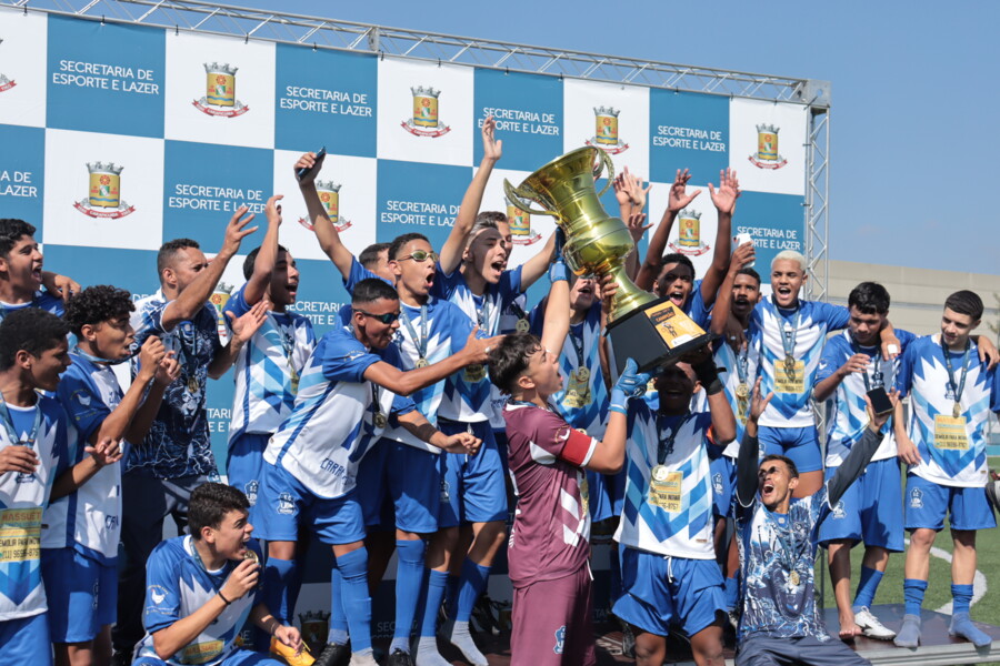 lion-e-camaleao-decidiram-nos-penaltis