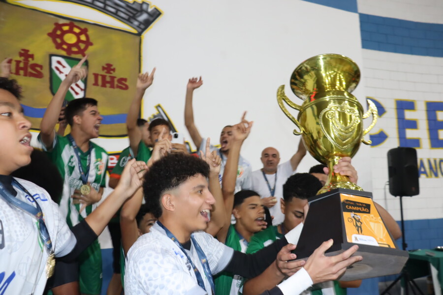 camaleao-vence-em-decisao-equilibrada