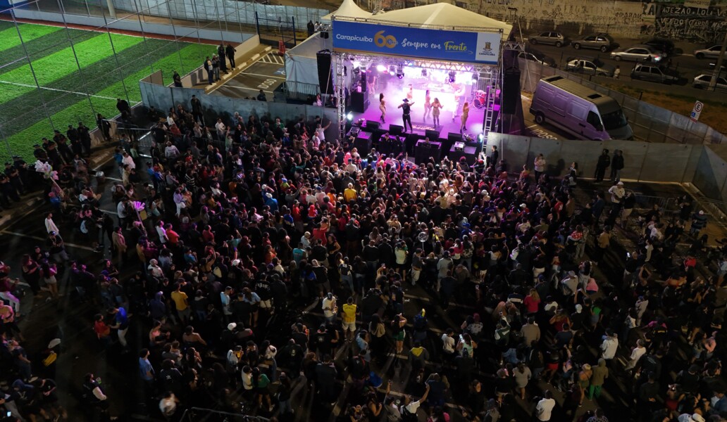 prefeitura-entrega-revitalizacao-do-campo-do-planalto-com-grande-festa-e-show-da-banda-djavu