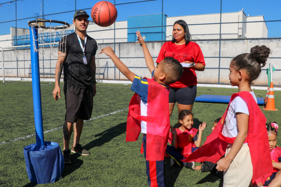 desafio-dos-campeoes-com-praticas-esportivas-e-realizado-para-os-alunos-da-rede-municipal