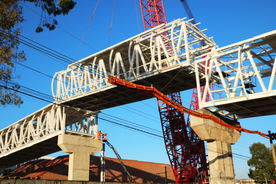 prefeitura-e-governo-do-estado-instalam-modulos-da-passarela-do-centro