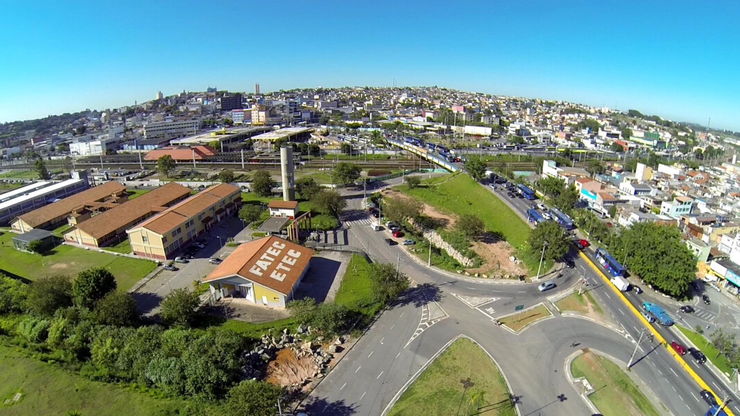 fatec-carapicuiba-oferece-270-vagas-de-cursos-de-graduacao-gratuitos-para-o-2-semestre-de-2026